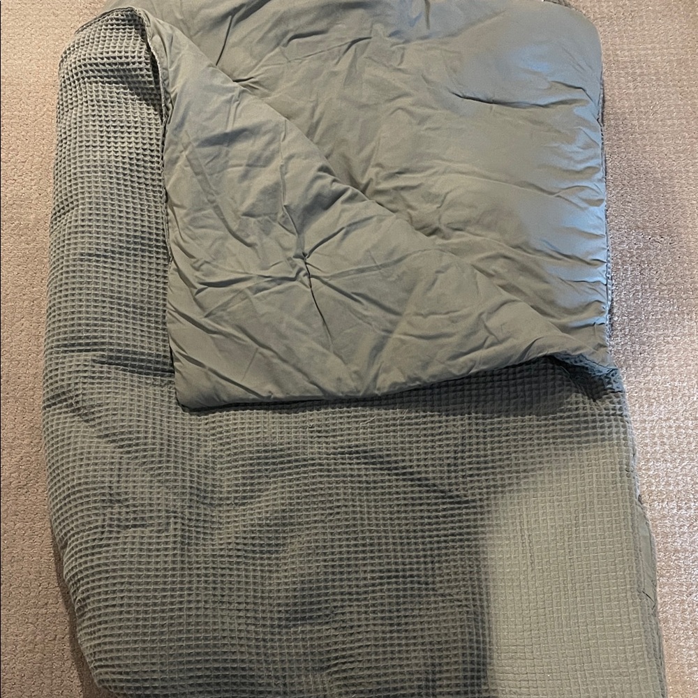Sonoma Gray Textured Comforter Set